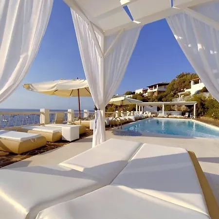 La Piazza Luxury & Hotel Panarea