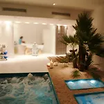 Otel La Piazza Luxury &
