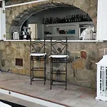 La Piazza Luxury & Otel