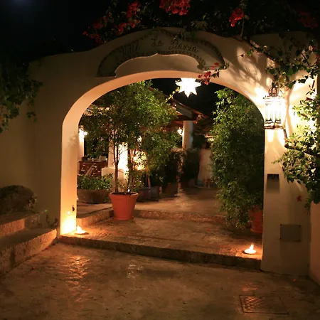 La Piazza Luxury & Hotel