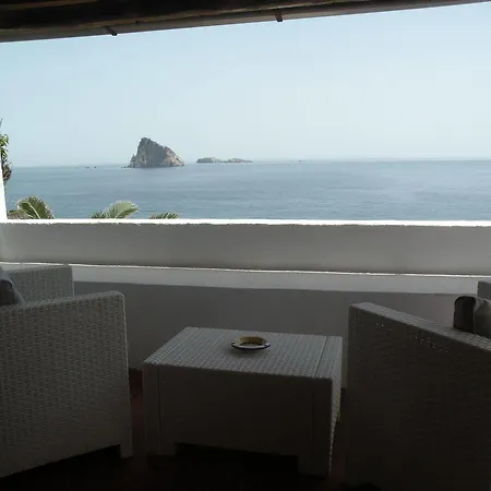 La Piazza Luxury & Panarea