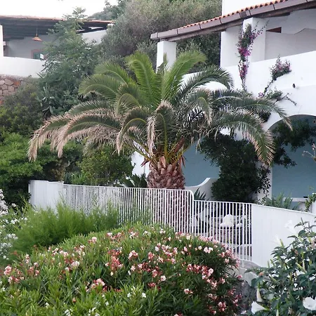 La Piazza Luxury & Hotel 4*