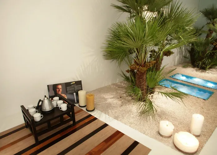 Hotel La Piazza Luxury &