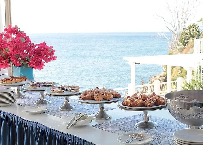 La Piazza Luxury & 4*