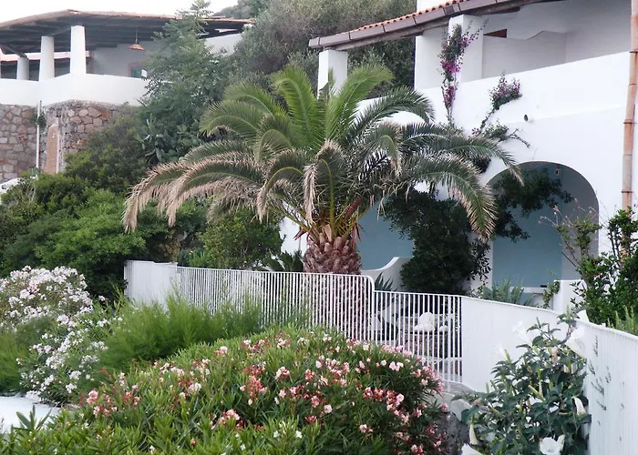 La Piazza Luxury & Hotel 4*